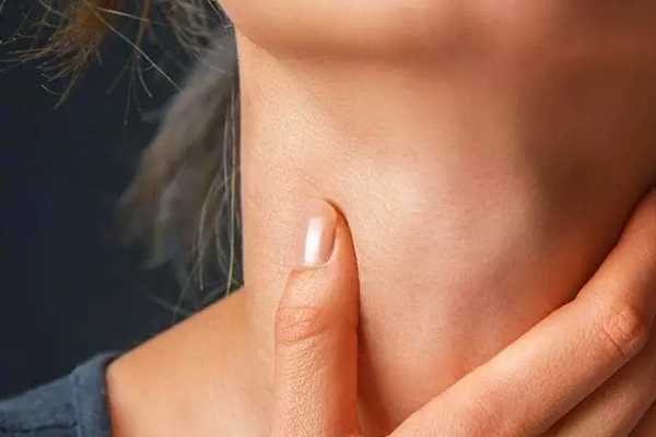 درمان تیروئید کم کار با عسل